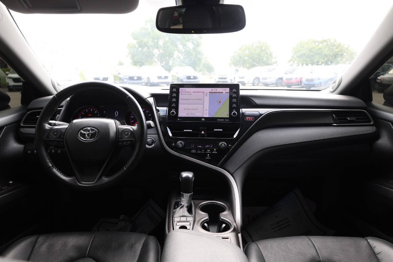 Used 2022 Toyota Camry XSE w/ Navigation Package FWD image 14