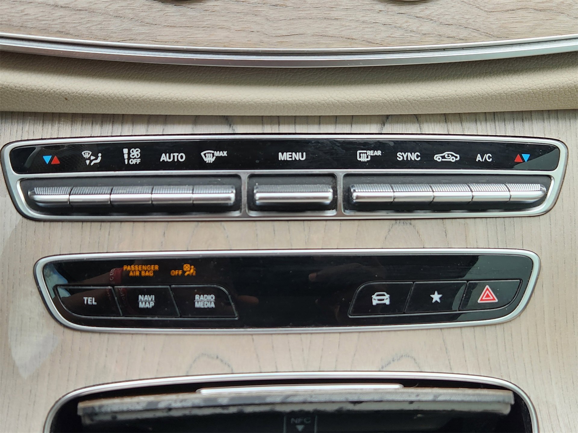 Used 2021 Mercedes-Benz E 450 Cabriolet image 18