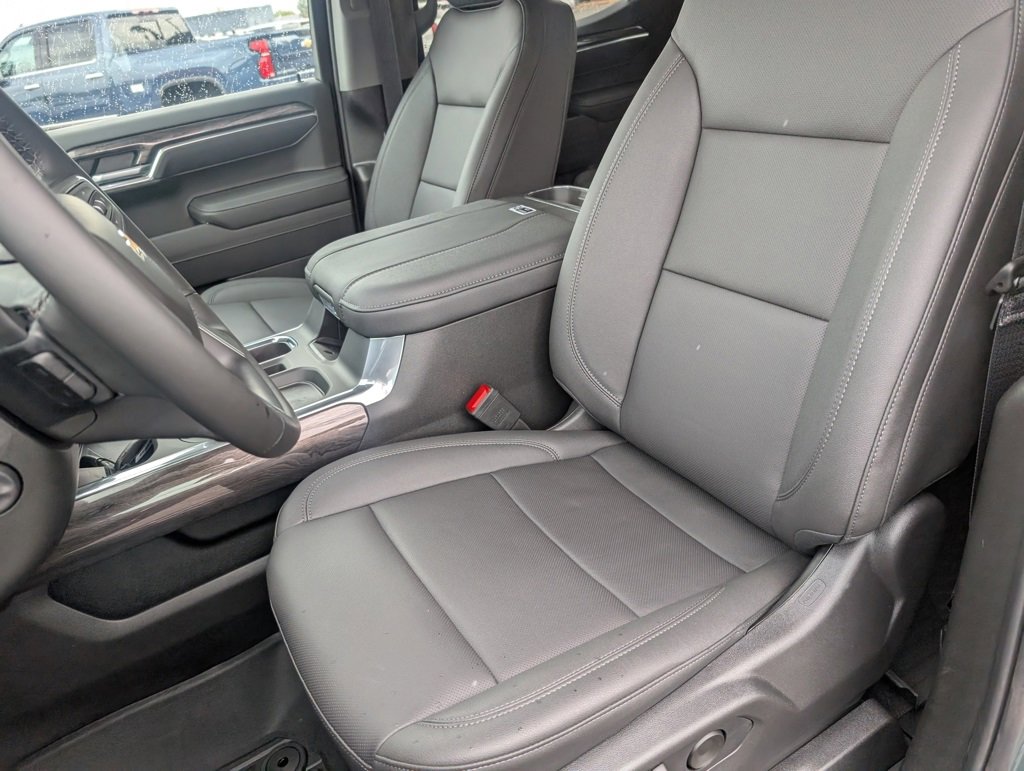 New 2026 Chevrolet Silverado 1500 LTZ w/ Technology Package image 9