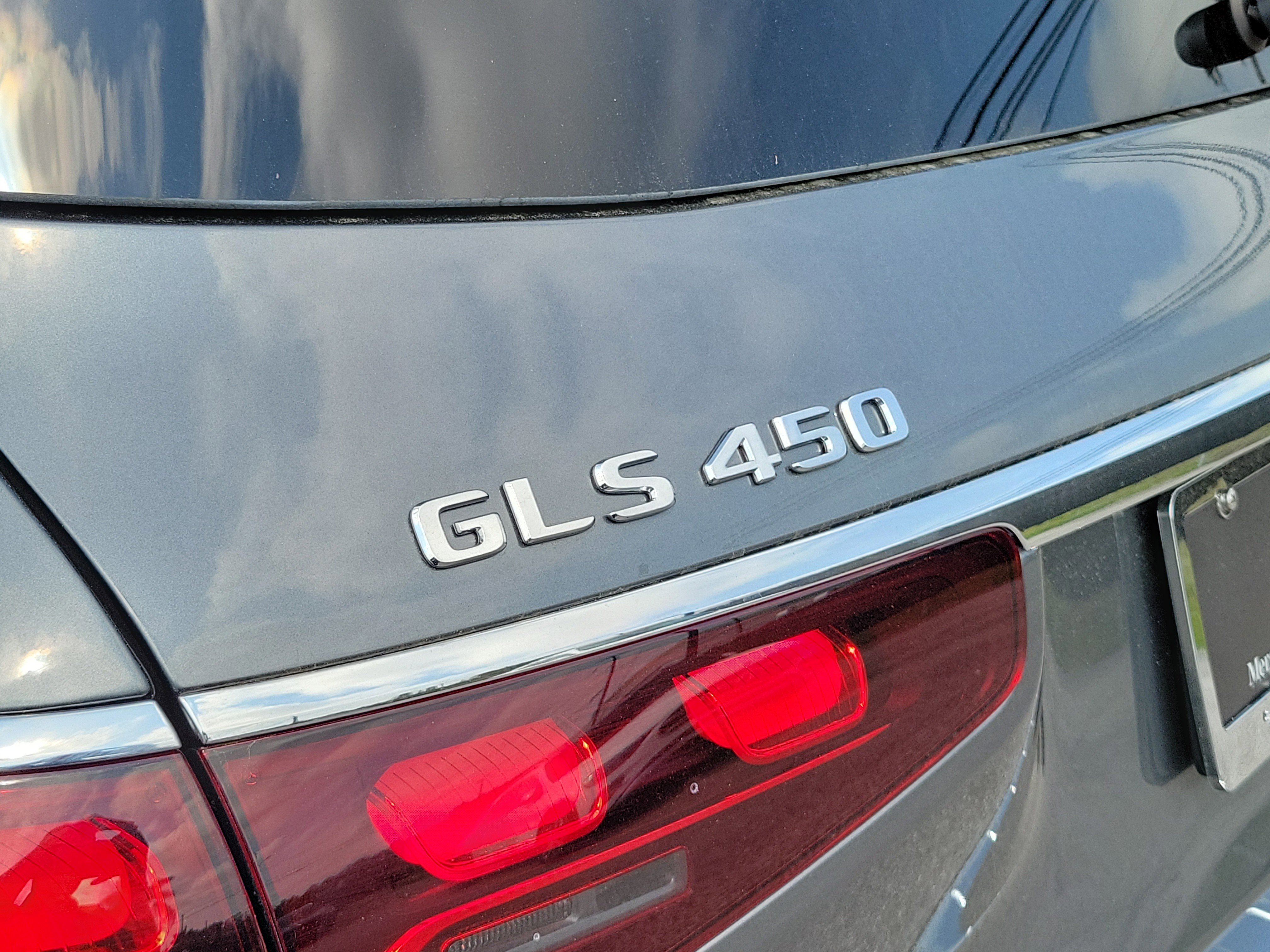 Certified 2026 Mercedes-Benz GLS 450 4MATIC image 31