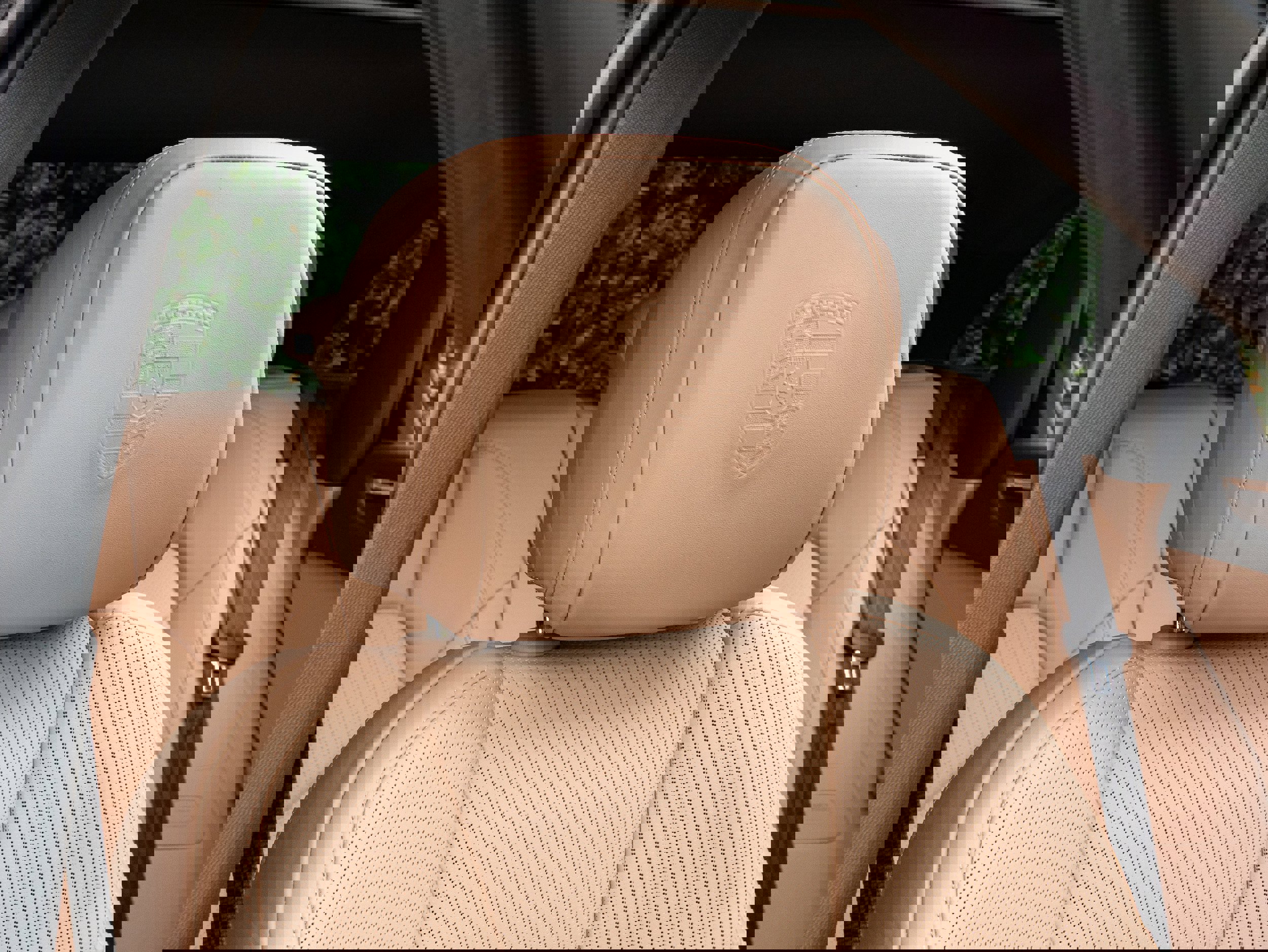 Used 2024 Porsche Macan image 34