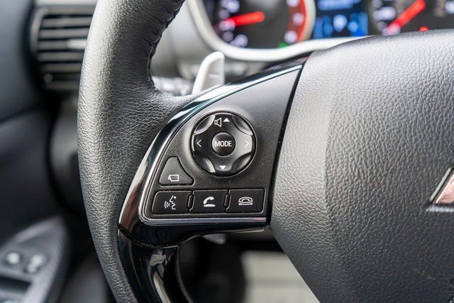 Used 2025 Mitsubishi Eclipse Cross Black Edition image 26