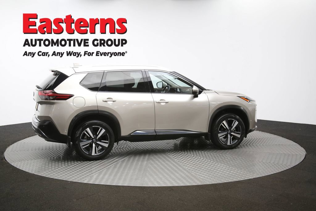 Used 2022 Nissan Rogue SL w/ SL Premium Package image 51