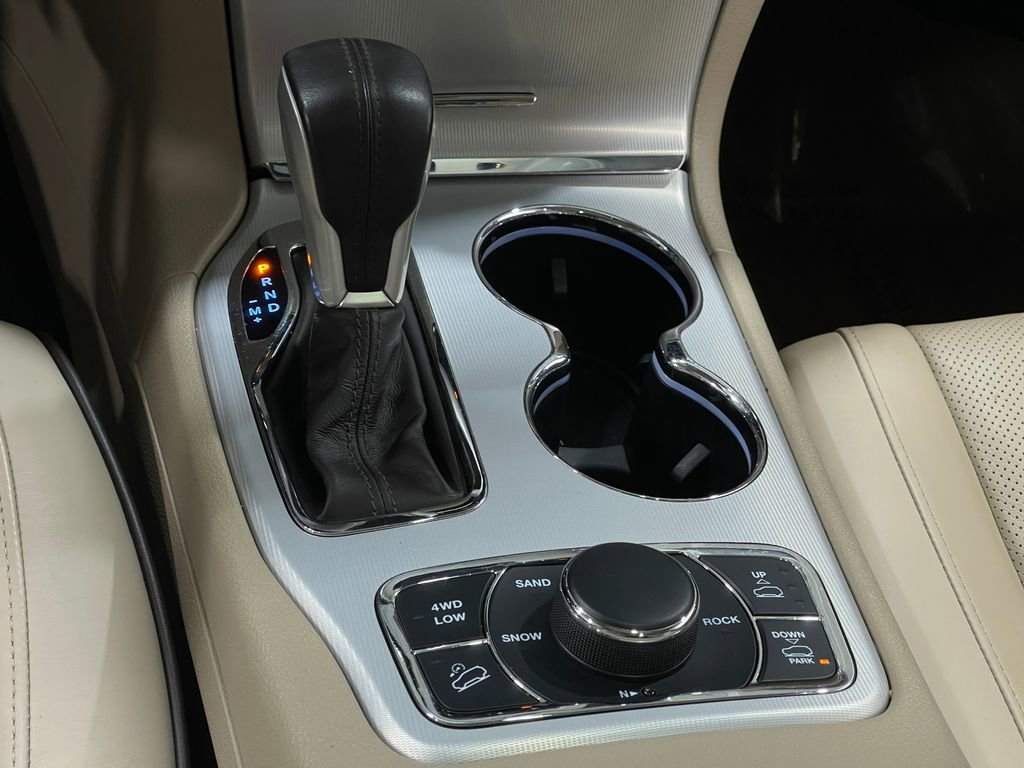 Used 2021 Jeep Grand Cherokee Summit w/ Platinum Series Group image 30