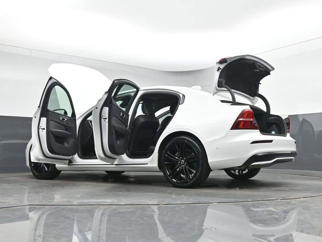 Used 2024 Volvo S60 B5 Plus w/ Climate Package FWD image 56