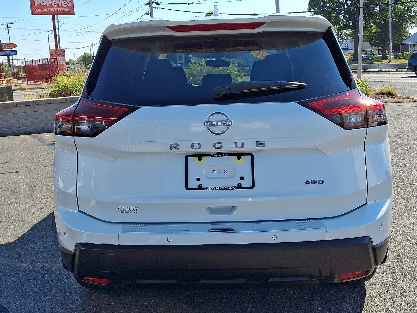 Certified 2025 Nissan Rogue SV image 5