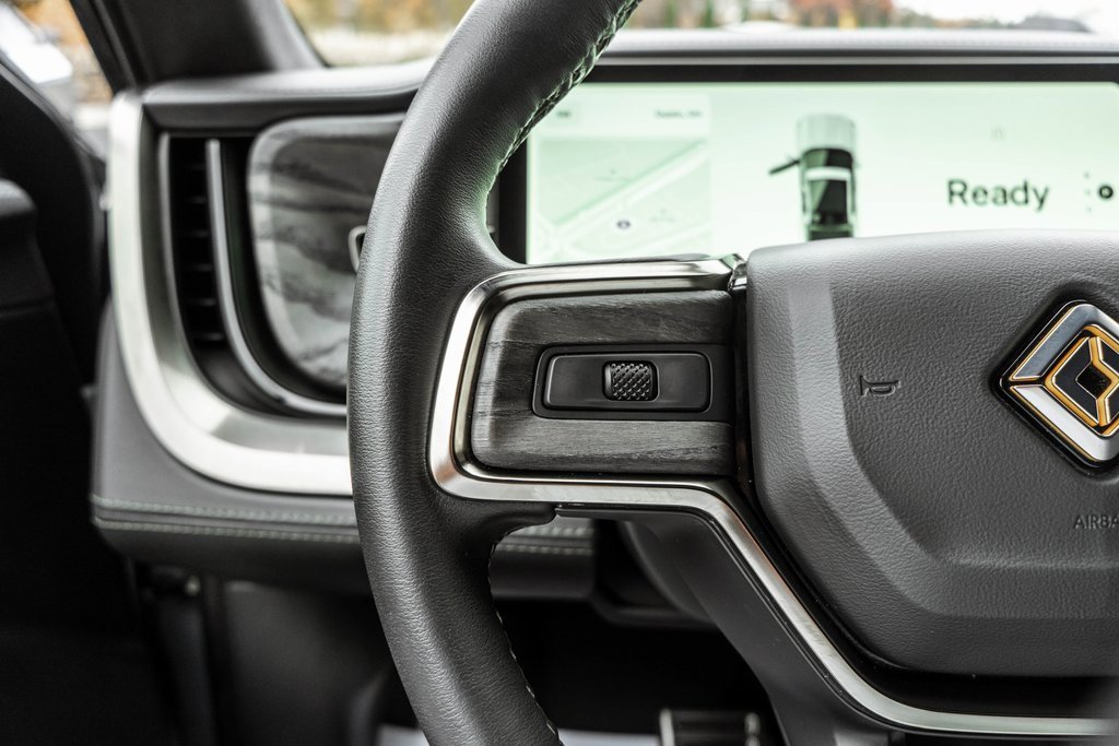 Used 2023 Rivian R1T Adventure image 22