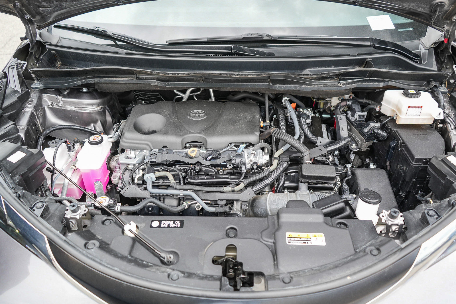 Used 2024 Toyota Sienna XLE FWD image 27