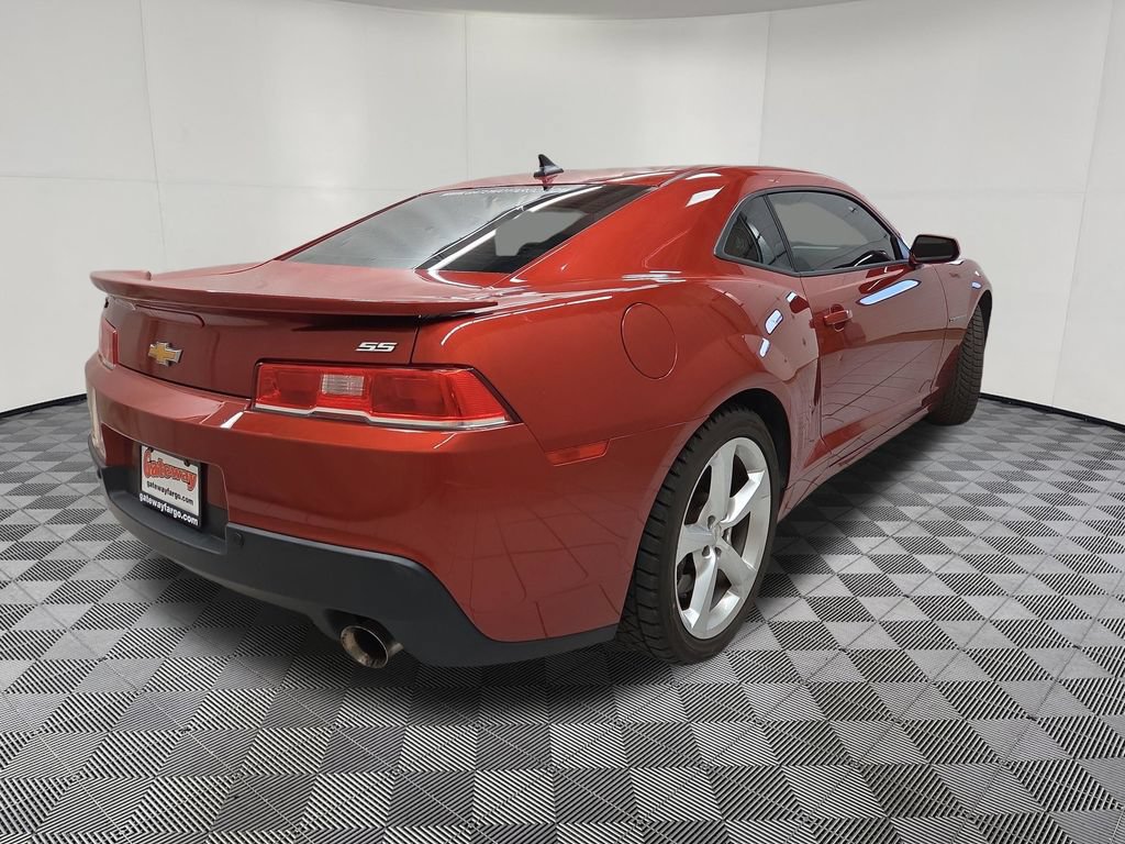 Used 2015 Chevrolet Camaro SS RWD image 8