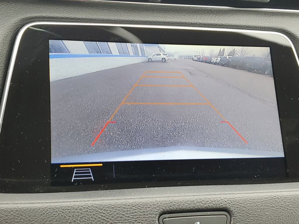 Used 2019 Cadillac XT4 Premium Luxury w/ Cold Weather Package image 15