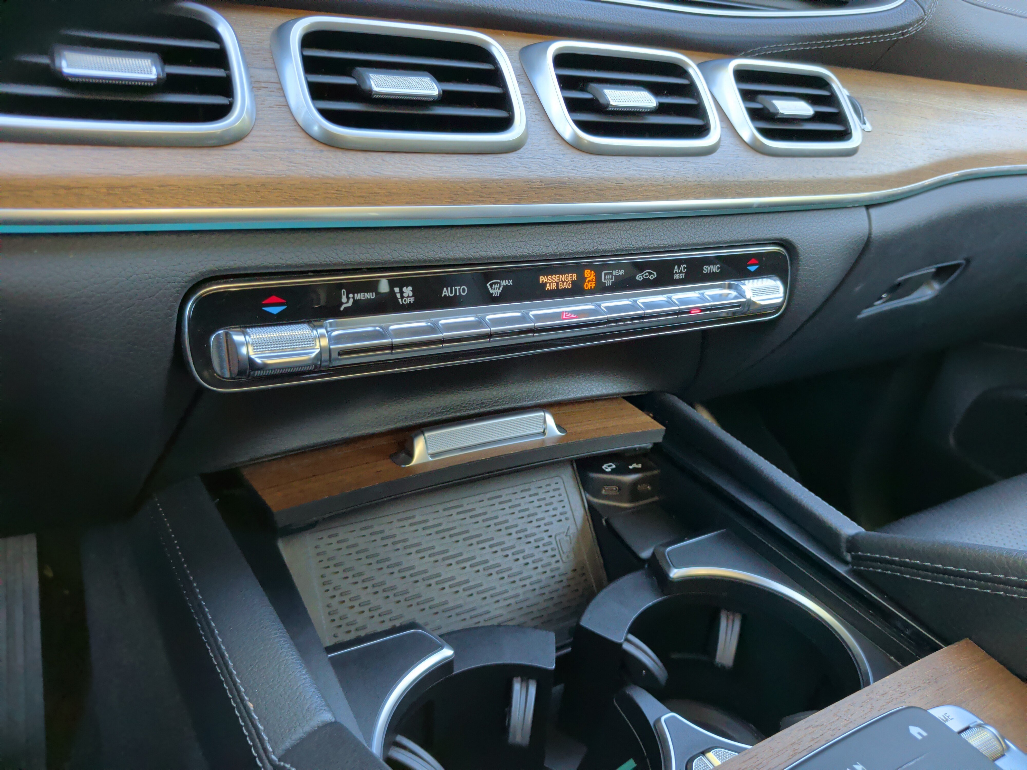 Used 2020 Mercedes-Benz GLS 450 4MATIC image 18