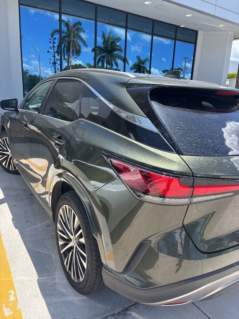 Used 2025 Lexus RX 350 Premium Plus w/ Convenience Package FWD image 9