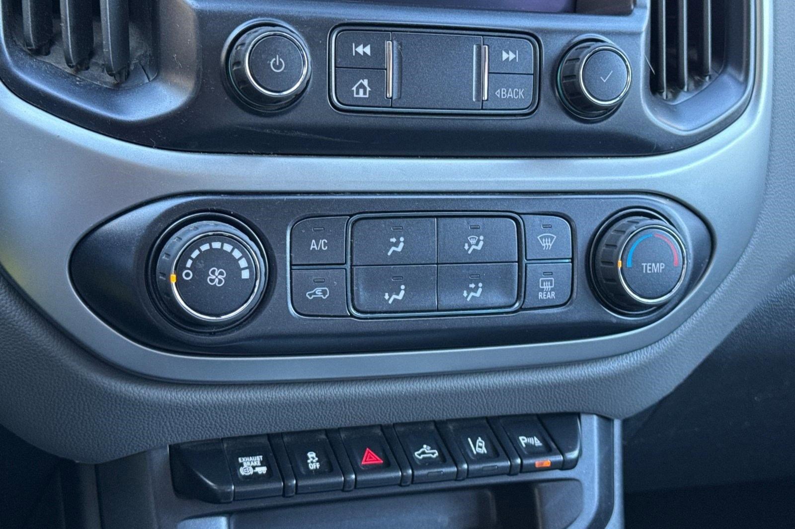 Used 2020 Chevrolet Colorado LT w/ Safety Package image 18