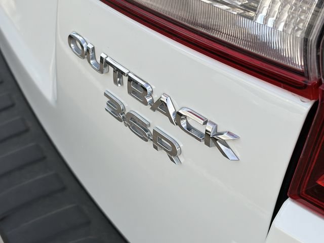 Used 2017 Subaru Outback 3.6R Touring w/ Popular Package #5A AWD/4WD image 7
