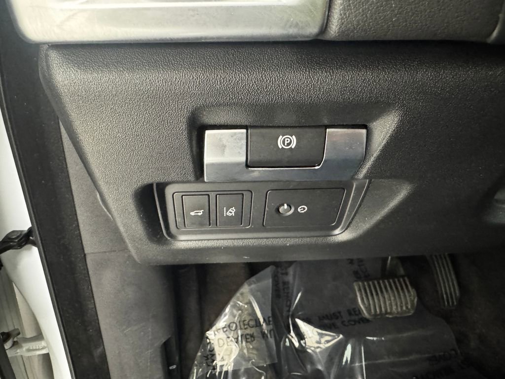 Used 2020 Jaguar E-PACE image 26