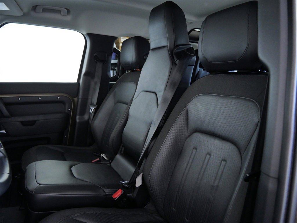 Used 2020 Land Rover Defender 110 S image 17