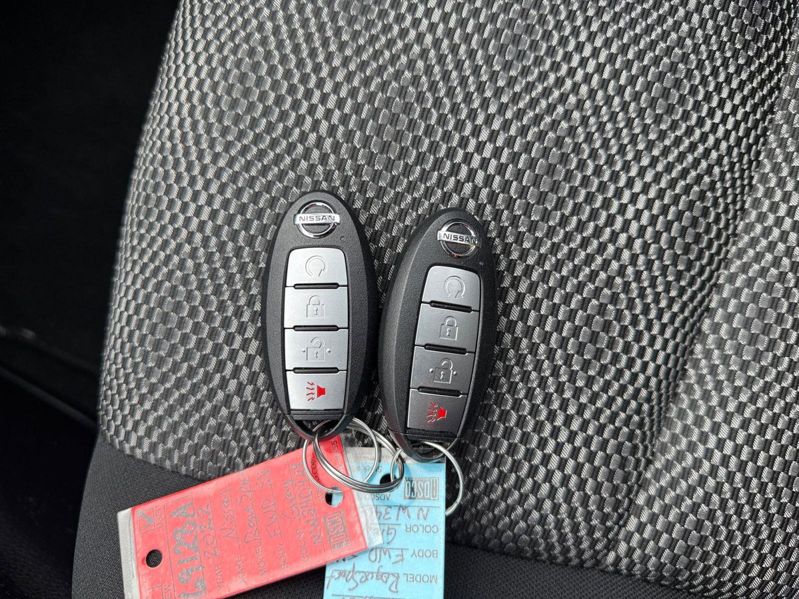 Used 2022 Nissan Rogue Sport SV image 29