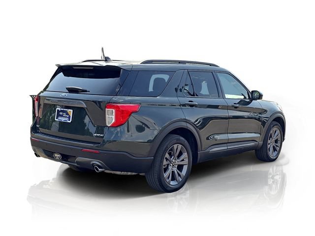 Certified 2024 Ford Explorer XLT w/ Equipment Group 202A AWD/4WD image 4