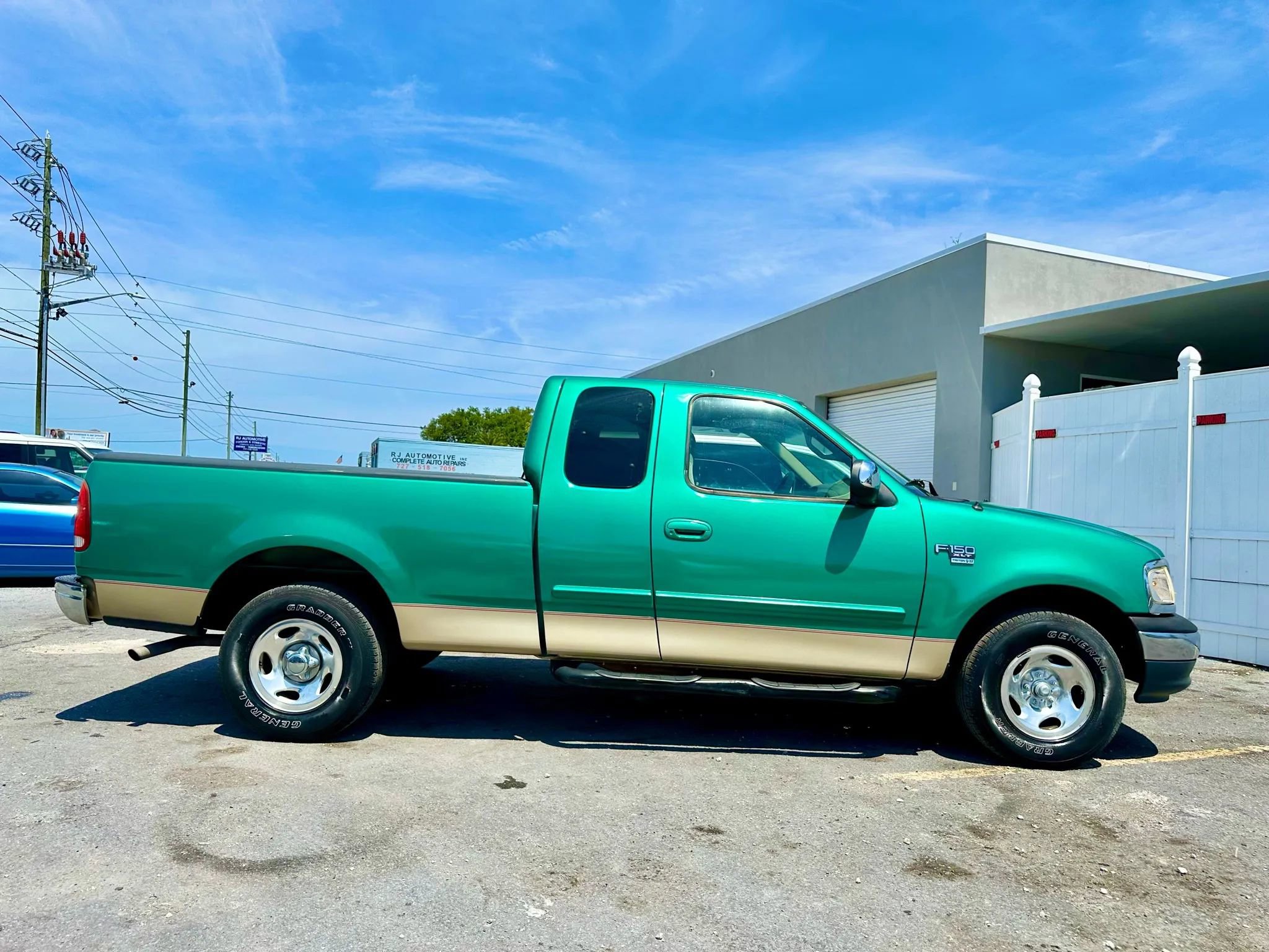 Used 1999 Ford F150 2WD SuperCab image 5