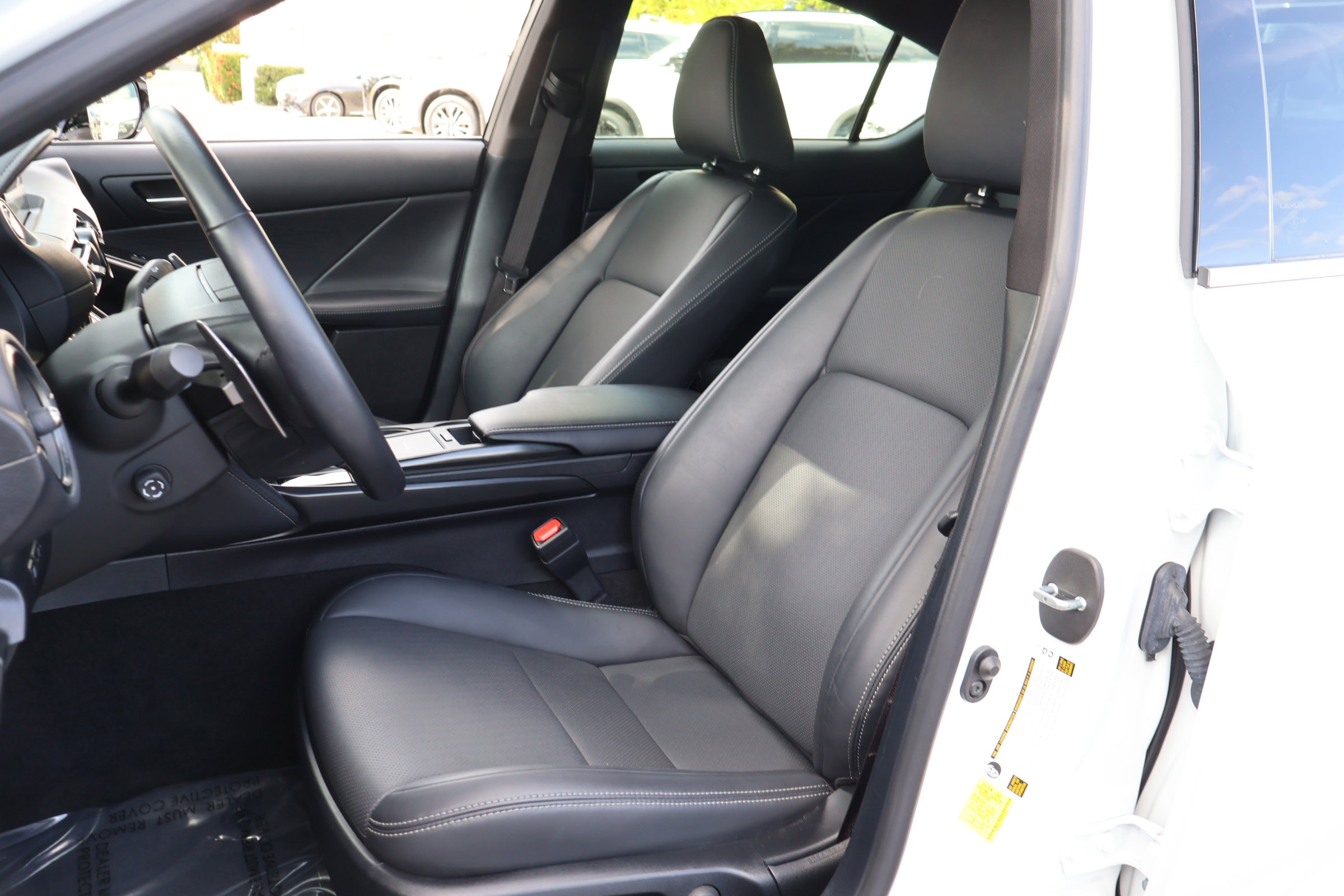 Used 2024 Lexus IS 300 w/ Premium Package image 2