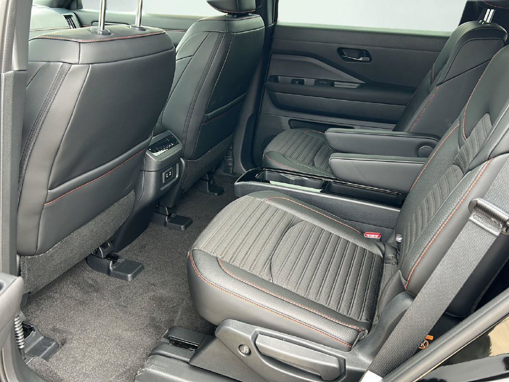 New 2026 Nissan Pathfinder Rock Creek AWD/4WD image 19