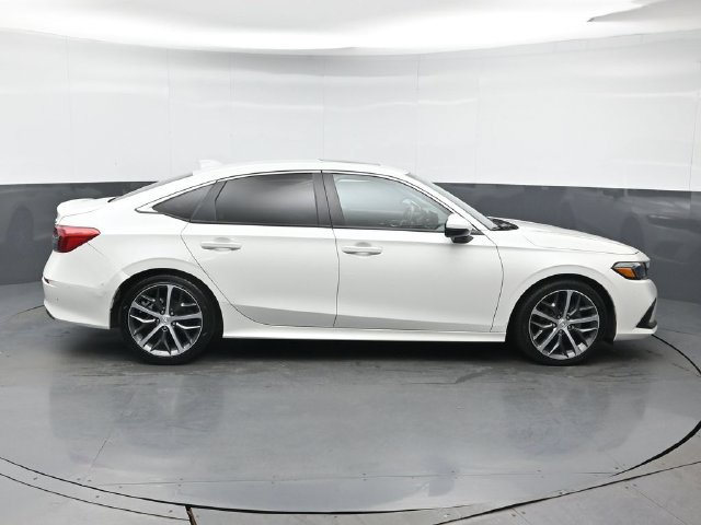 Used 2023 Honda Civic Touring image 6
