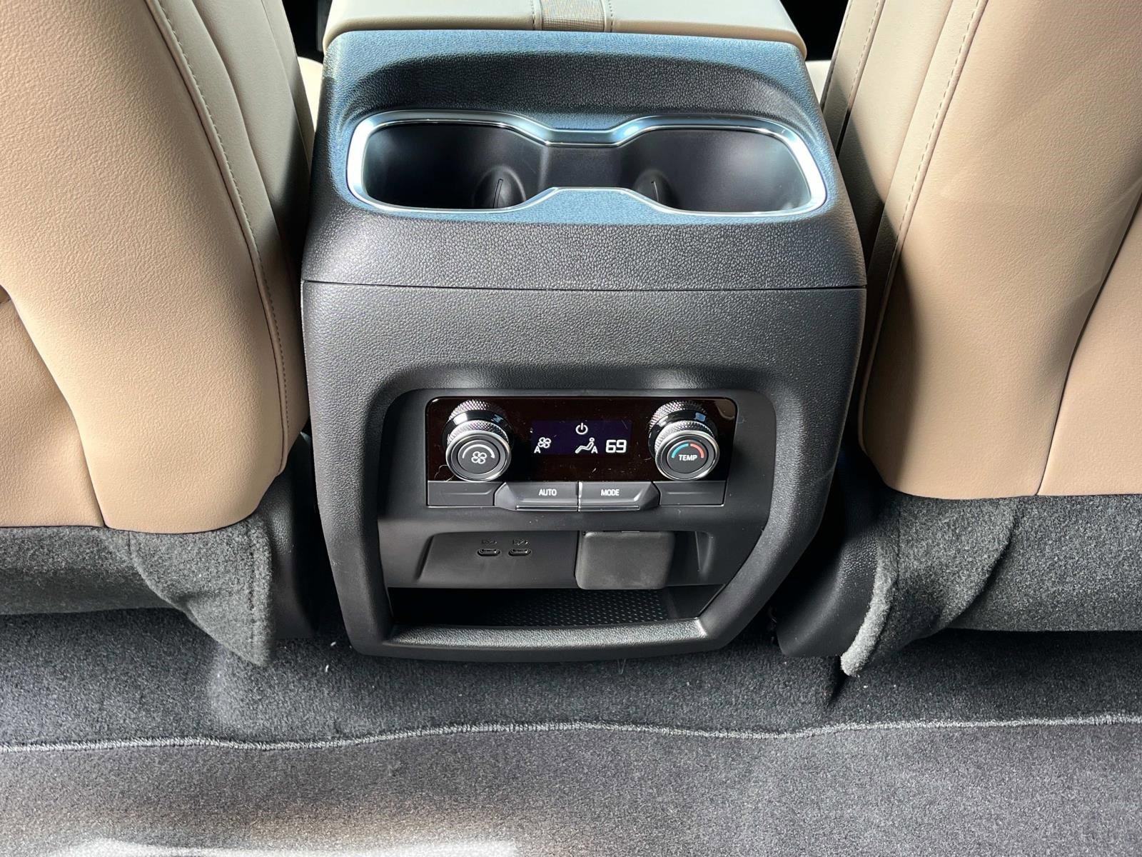 New 2026 Buick Enclave Preferred w/ Power Package image 18