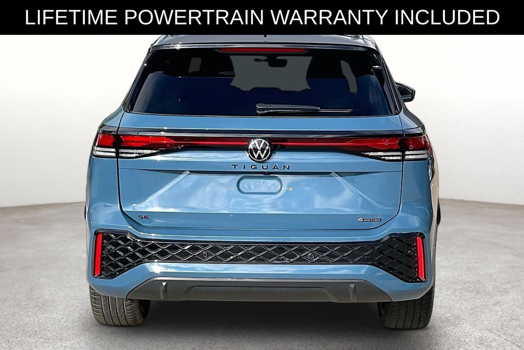 Used 2025 Volkswagen Tiguan SE R-Line AWD/4WD image 5