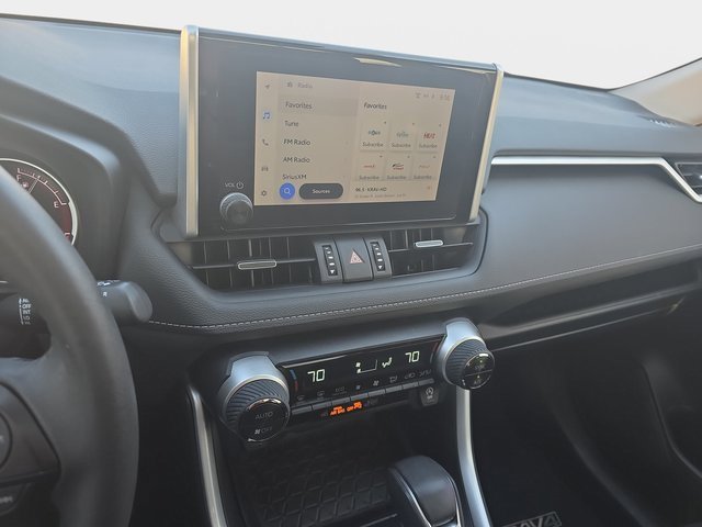 Used 2024 Toyota RAV4 XLE Premium image 20