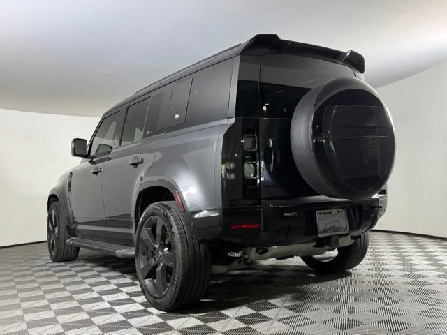 Used 2024 Land Rover Defender 110 X AWD/4WD image 4