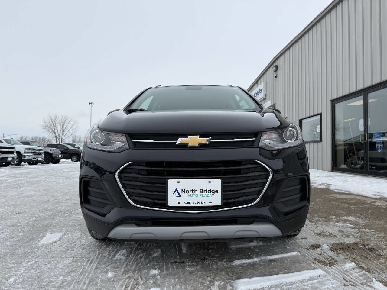 Used 2021 Chevrolet Trax LT w/ LT Convenience Package image 23