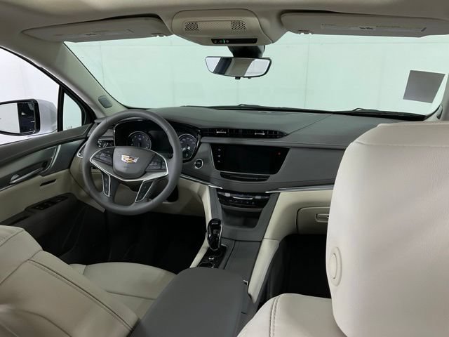 New 2026 Cadillac XT5 Premium Luxury w/ LPO, Floor Liner Package FWD image 11