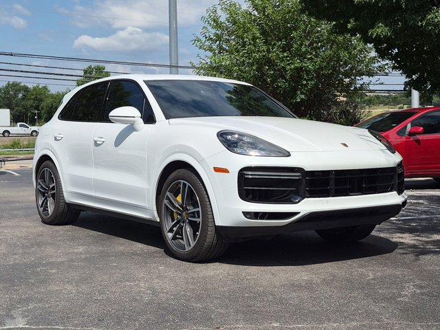 Used 2019 Porsche Cayenne Turbo AWD/4WD image 3