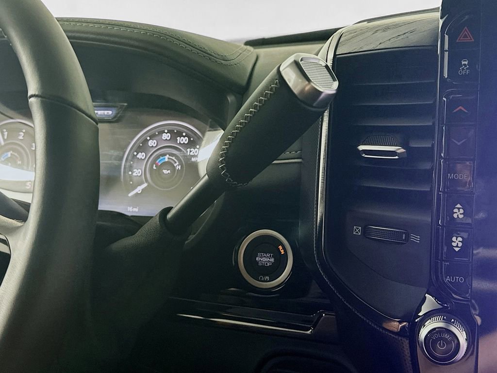 New 2025 RAM 2500 Limited image 12