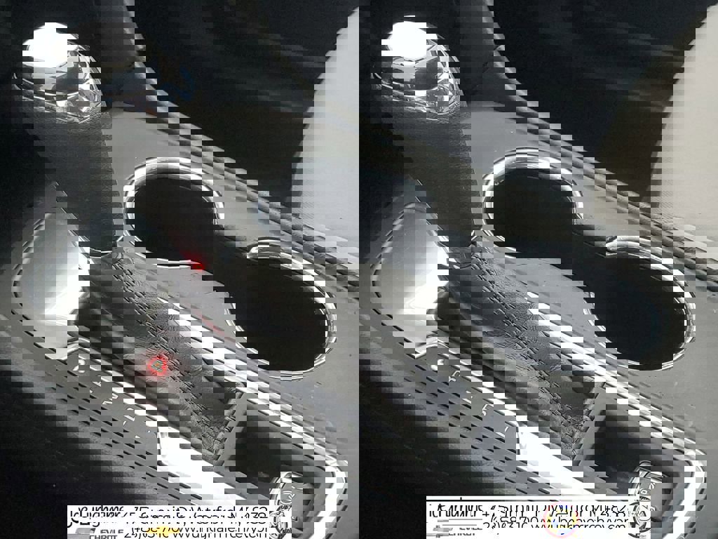 Certified 2018 Chevrolet Equinox LS FWD image 16