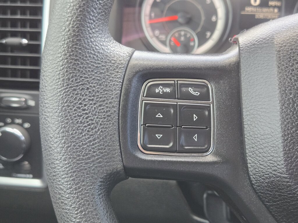 Used 2019 RAM 1500 Classic SLT AWD/4WD image 19