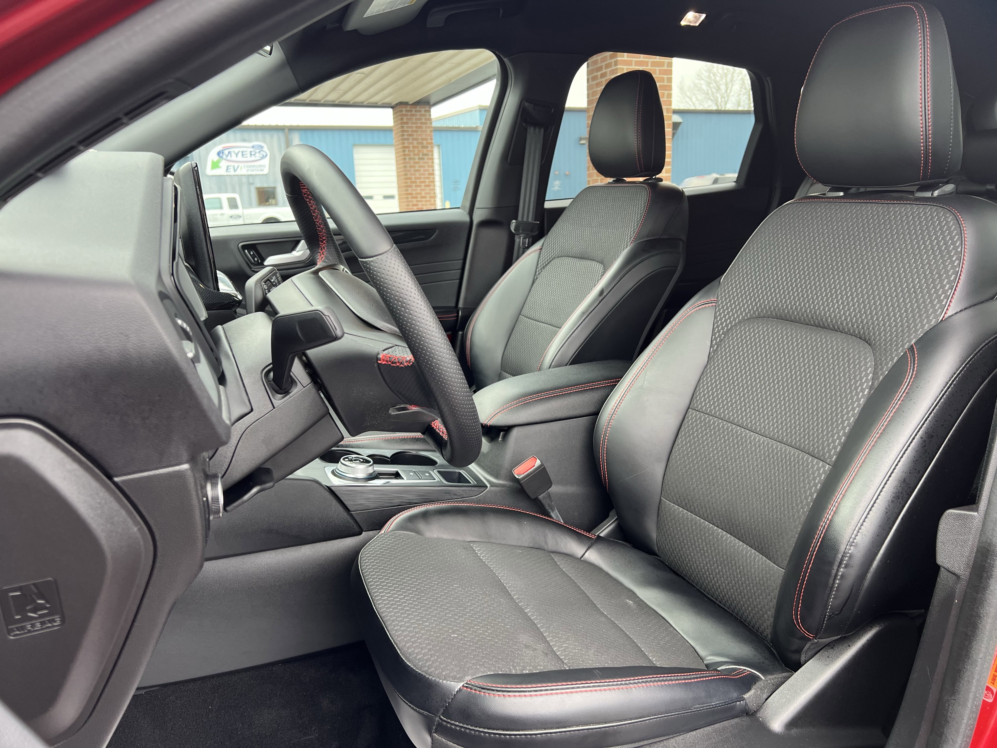 Used 2023 Ford Escape ST-Line Select w/ Tech Pack #1 image 12