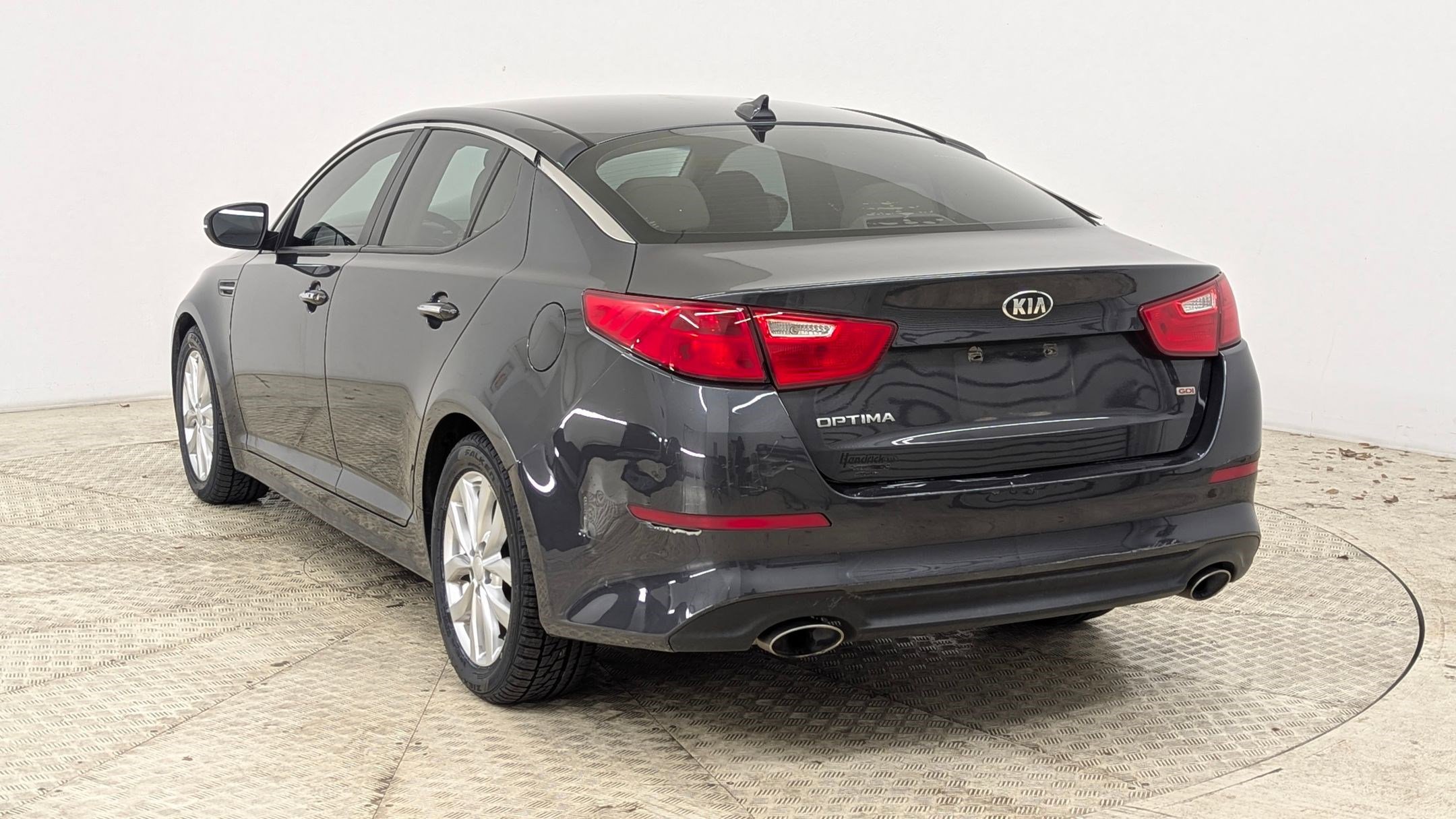 Used 2015 Kia Optima LX w/ LX Convenience Package image 3
