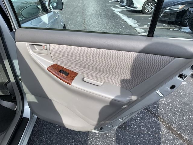 Used 2006 Toyota Corolla LE image 11