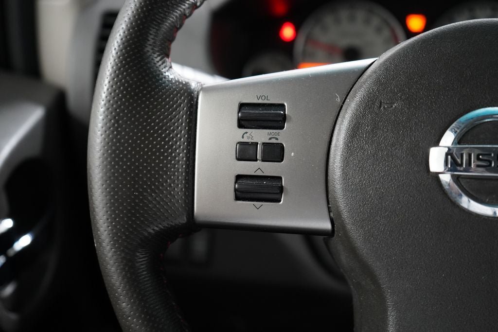 Used 2011 Nissan Xterra PRO-4X AWD/4WD image 14