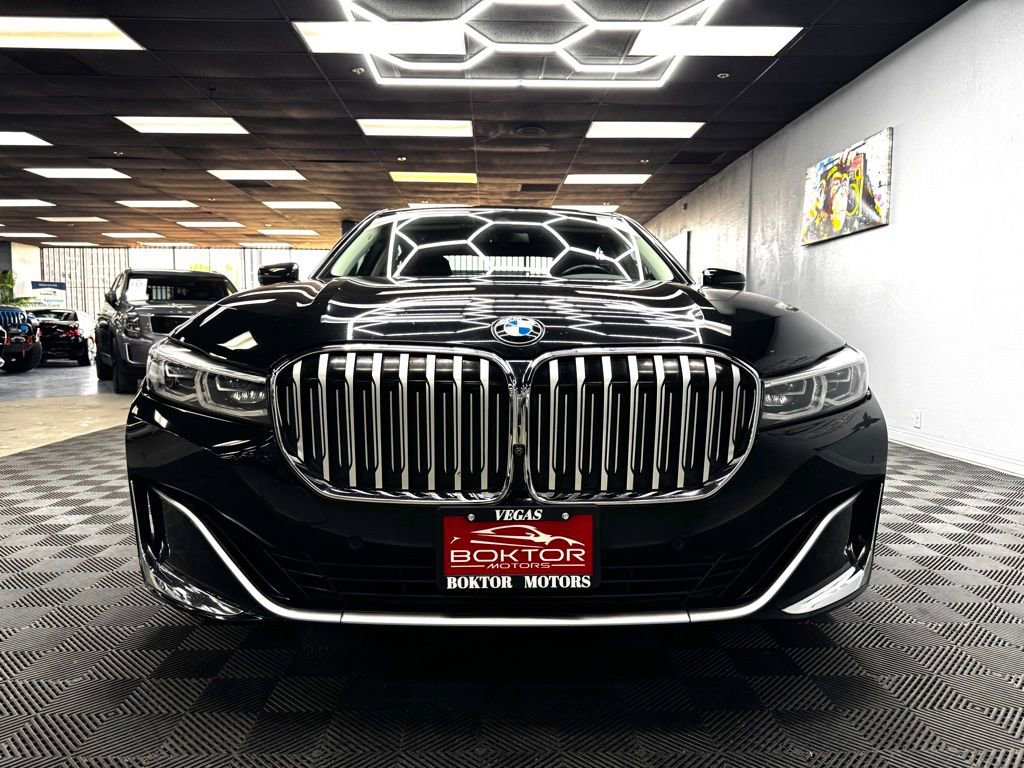 Used 2022 BMW 740i RWD image 3