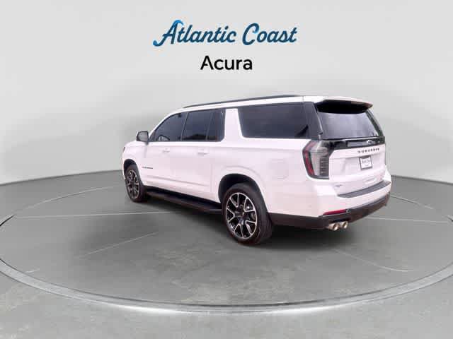 Used 2025 Chevrolet Suburban RST w/ RST Capability Package AWD/4WD image 6