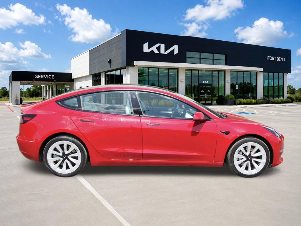 Used 2022 Tesla Model 3 Long Range AWD/4WD video 2