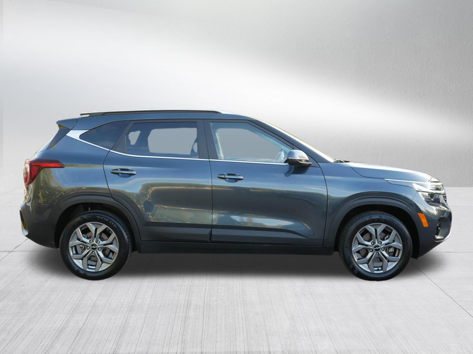Certified 2024 Kia Seltos S AWD/4WD image 8