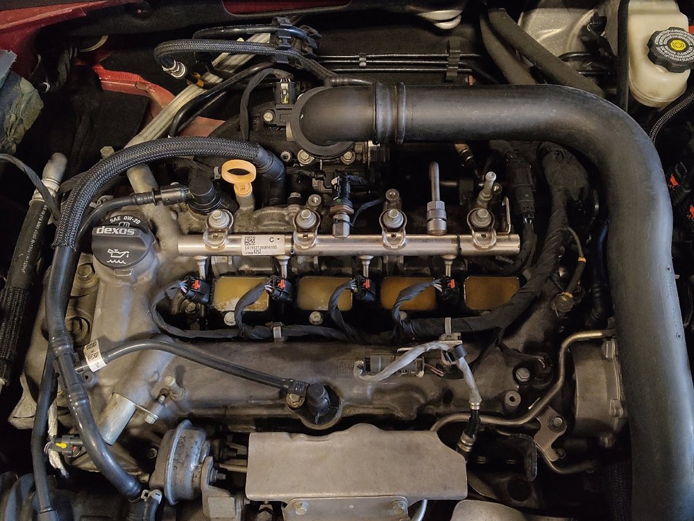 Used 2017 Chevrolet Malibu LT w/ Leather Package image 30