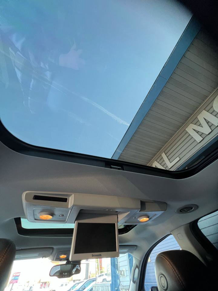 Used 2017 Chevrolet Traverse Premier FWD image 16