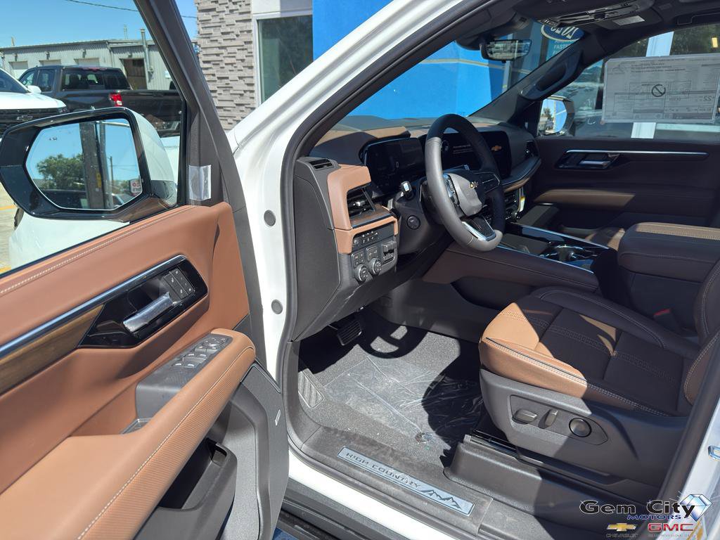 New 2025 Chevrolet Tahoe High Country image 17