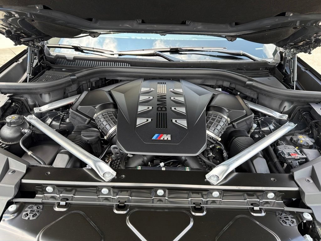 New 2027 BMW X6 M60i AWD/4WD image 13