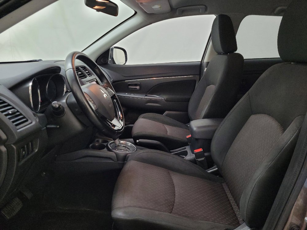 Used 2017 Mitsubishi Outlander Sport ES FWD image 17