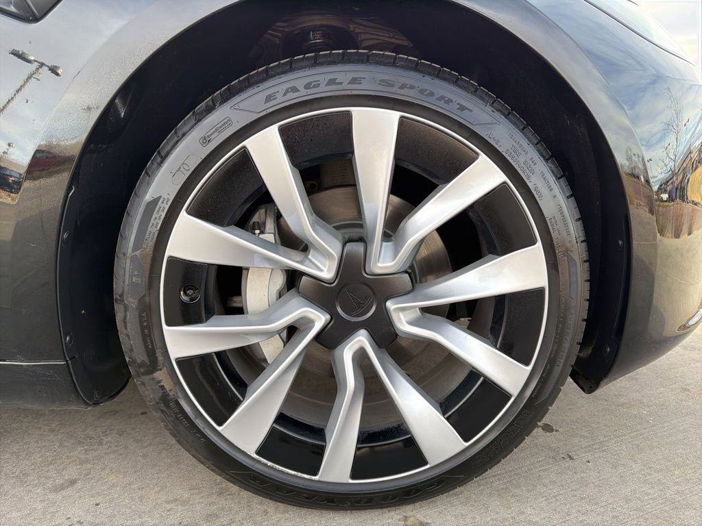 Used 2025 Tesla Model 3 Long Range image 35